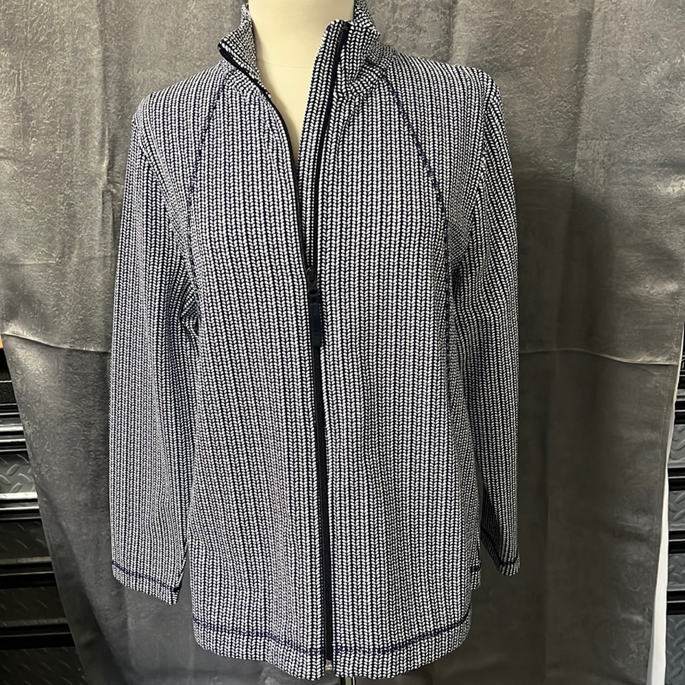 NWT T BY TALBOTS / navy blue and white zip up / PXL